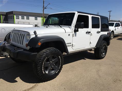 The average Jeep Wrangler costs about $29,006.99. The average price has decreased by -7% since last year. The 1054 for sale near Jersey City, NJ on CarGurus, range from $3,995 to $103,888 in price.